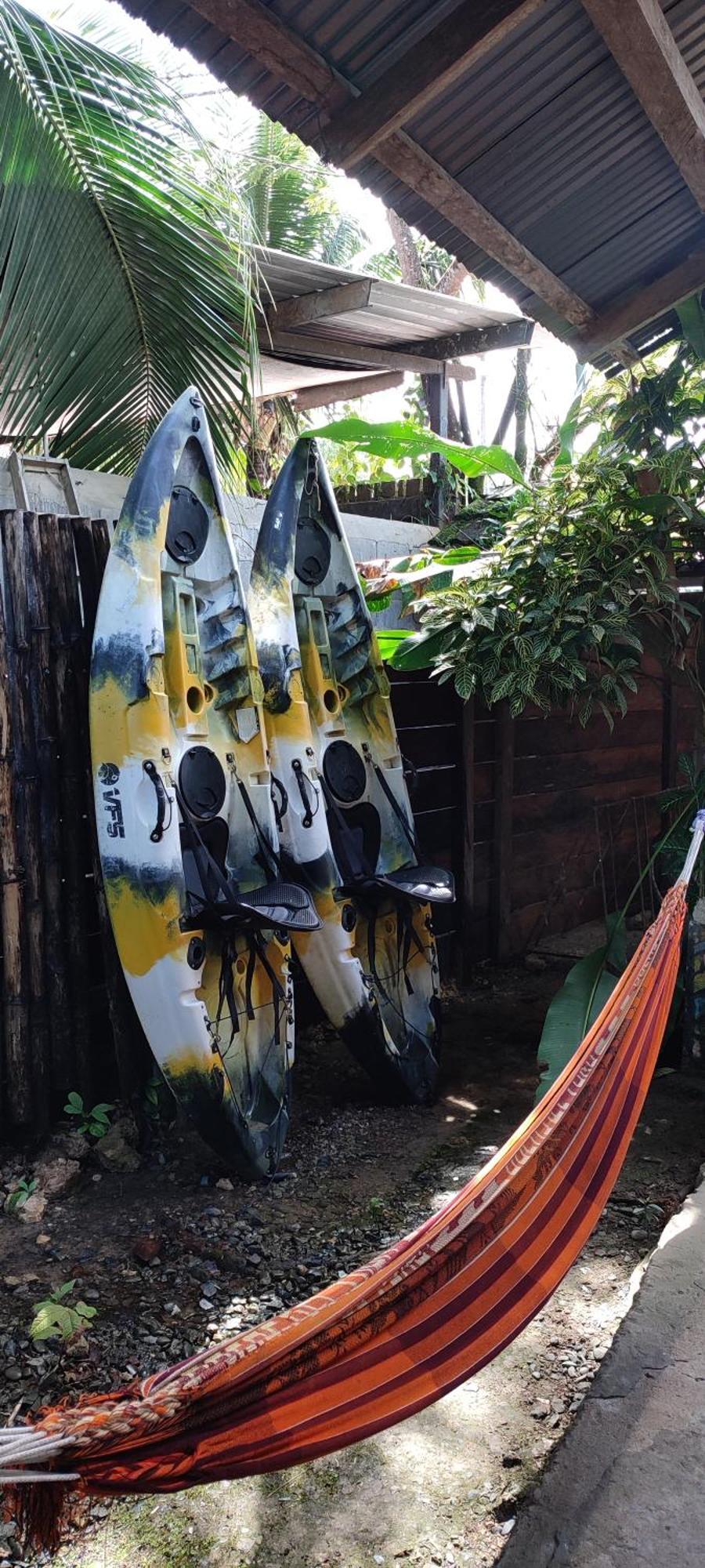 La Y Surf Camp Hotel Bocas del Toro Exterior photo